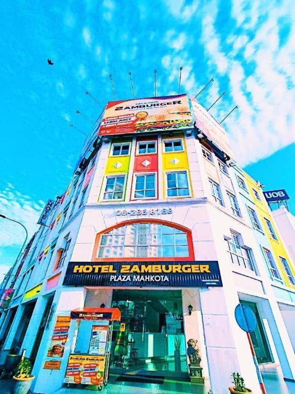 Hotel Zamburger Plaza Mahkota Malacca Екстериор снимка