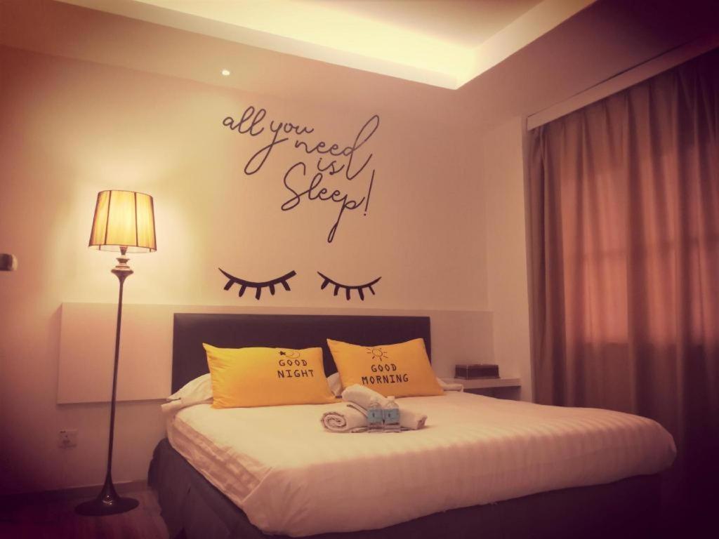 Hotel Zamburger Plaza Mahkota Malacca Екстериор снимка
