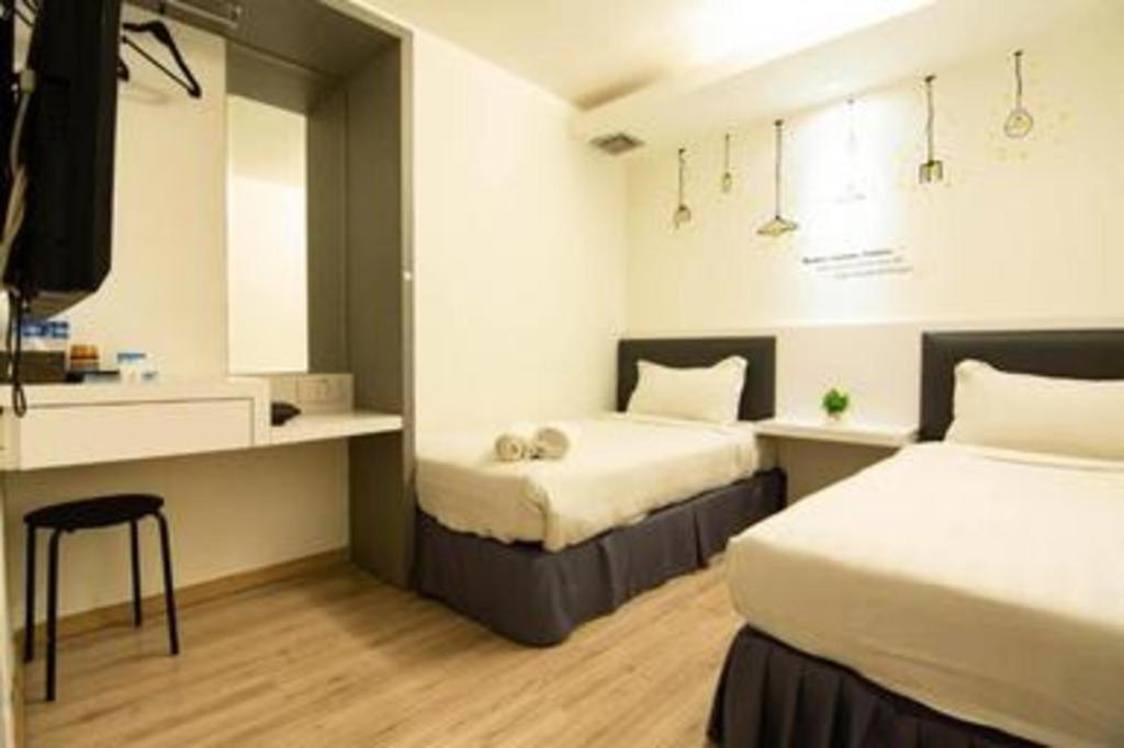 Hotel Zamburger Plaza Mahkota Malacca Екстериор снимка